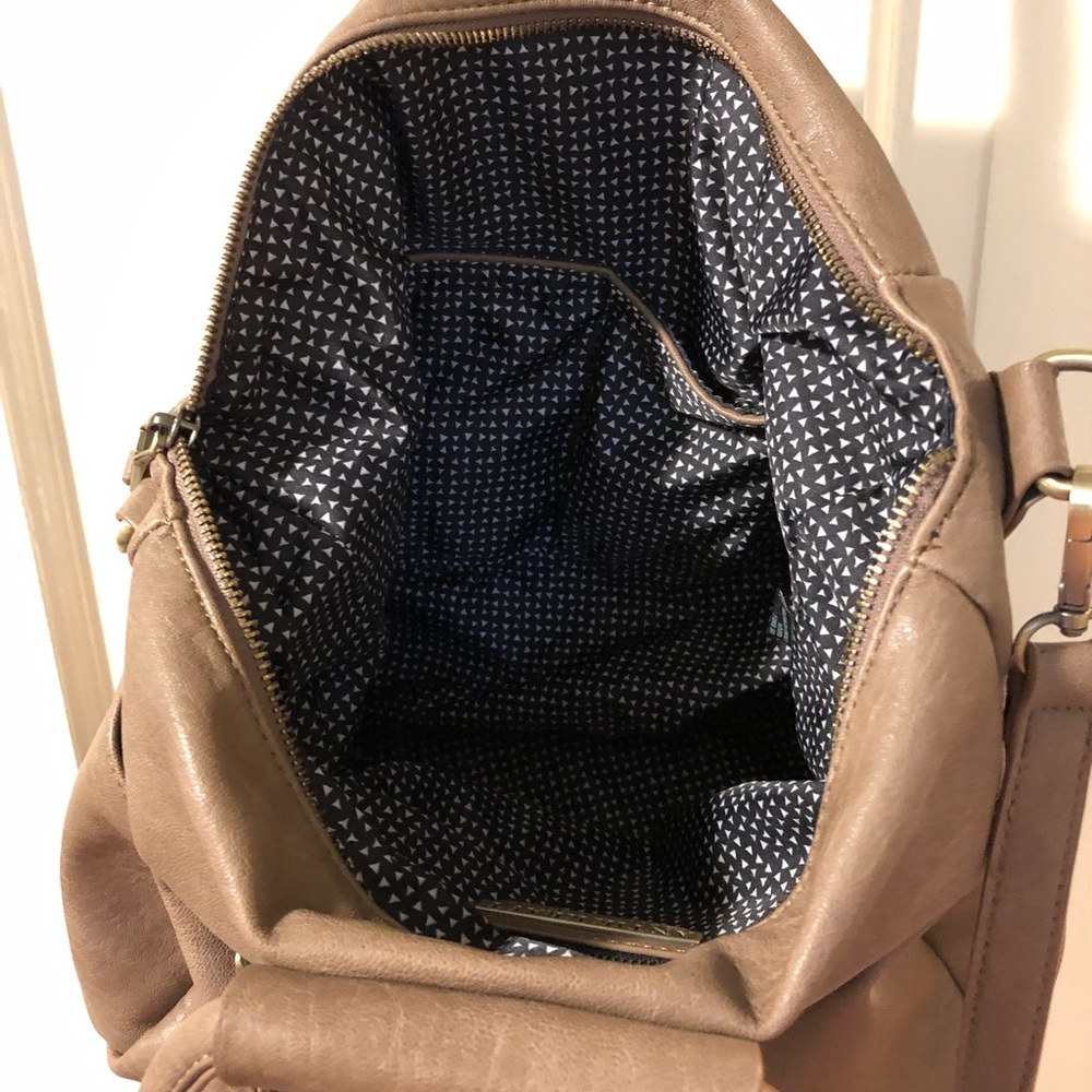 Large purse - Picture 2 of 2